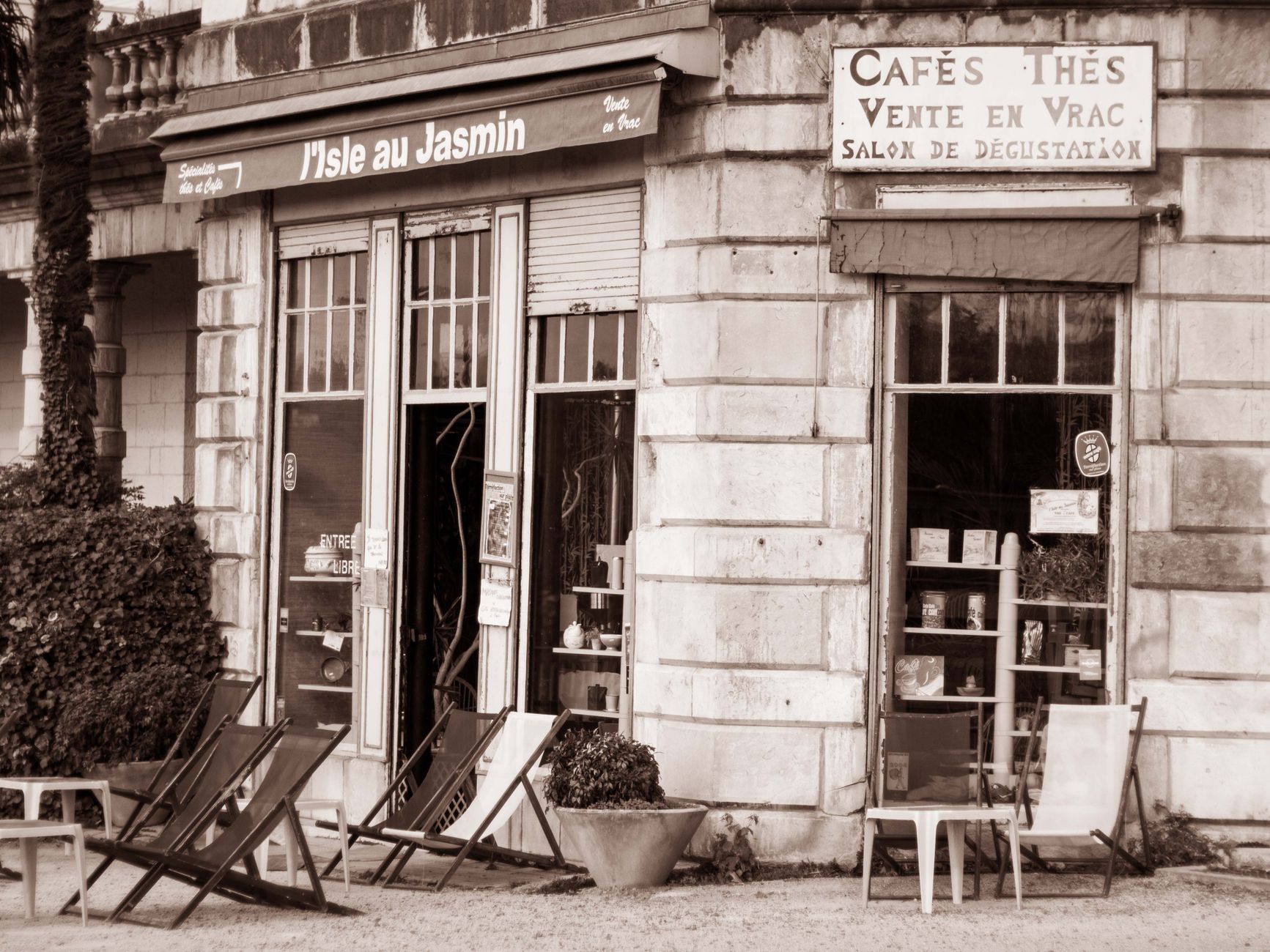 Depuis l'ouverture de La Vie Claire, impact sur le commerce en Loire-Atlantique